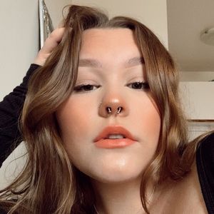 Meet your Posher, Destiny